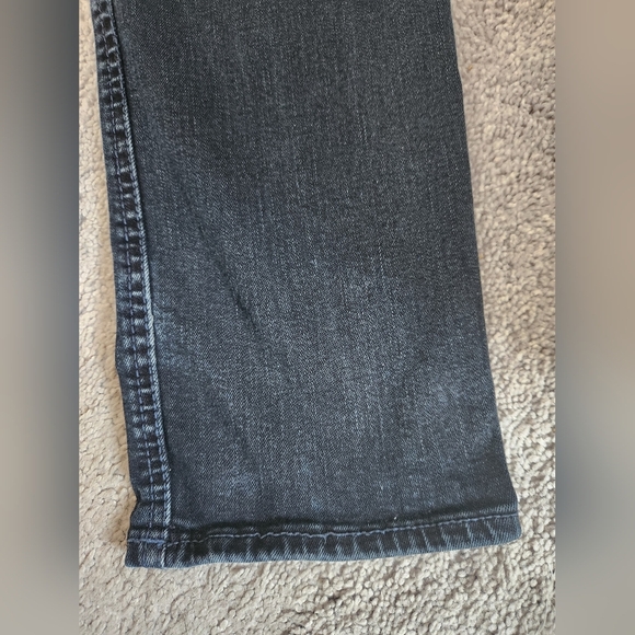 True Religion Relax Skinny Jeans - Size 33 - Picture 8 of 16